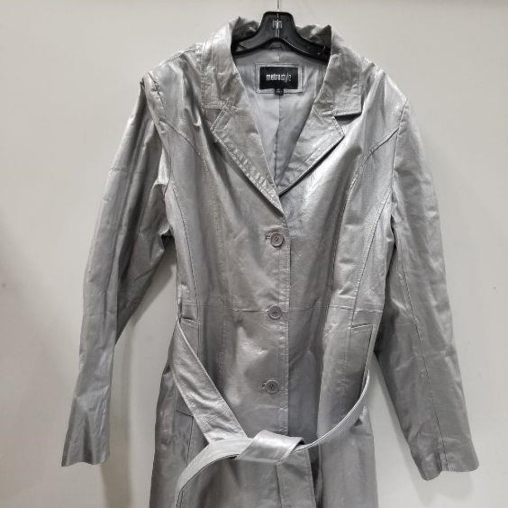 Metrostyle Silver Leather Trench Coat - Womens 18T